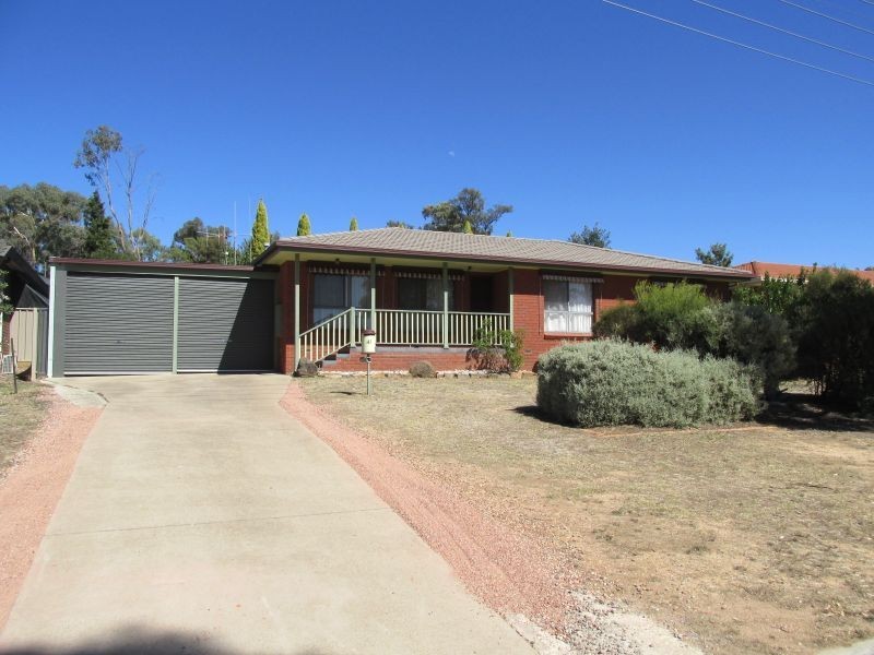 41 John Street, Kangaroo Flat VIC 3555
