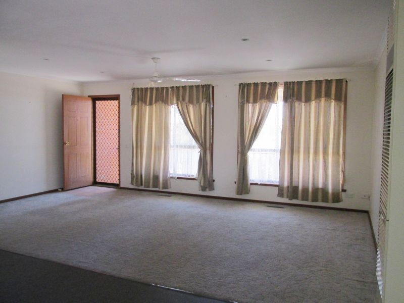 41 John Street, Kangaroo Flat VIC 3555