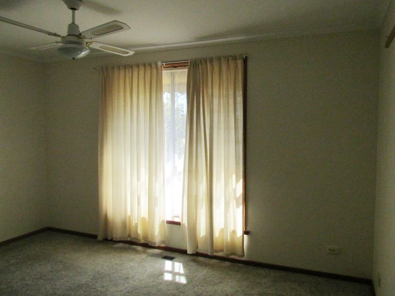 41 John Street, Kangaroo Flat VIC 3555