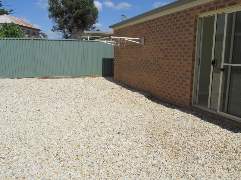 7/24 Trumble Street, Eaglehawk VIC 3556