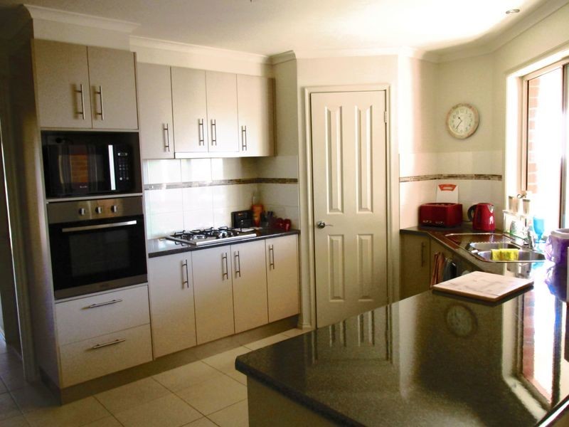 12 Rosewood Mews, Golden Square VIC 3555