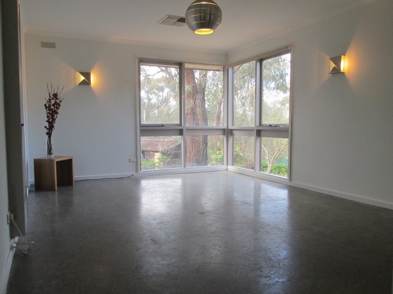 52 Emmett Street, Golden Square VIC 3555
