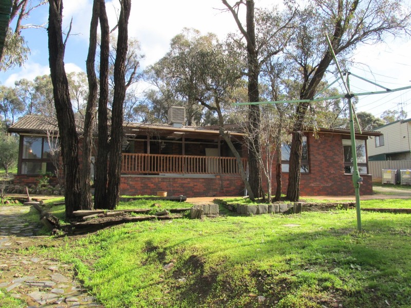 52 Emmett Street, Golden Square VIC 3555
