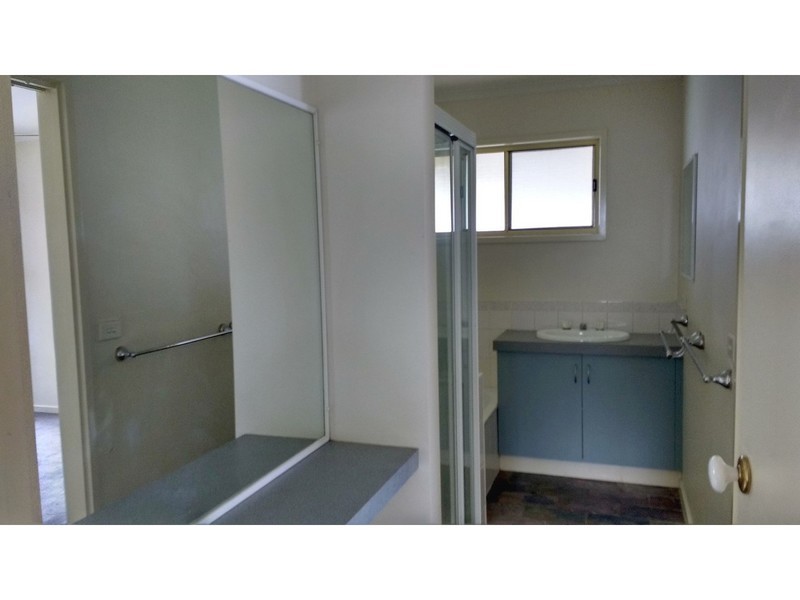 20 Wade Lane, Golden Square VIC 3555