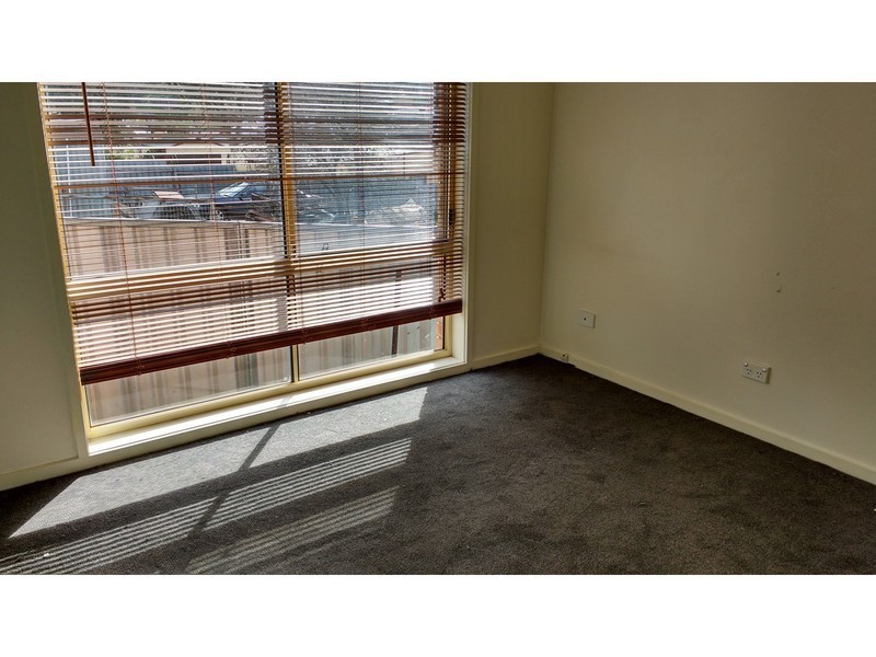 20 Wade Lane, Golden Square VIC 3555