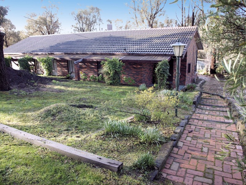 52A Emmett Street, Golden Square VIC 3555