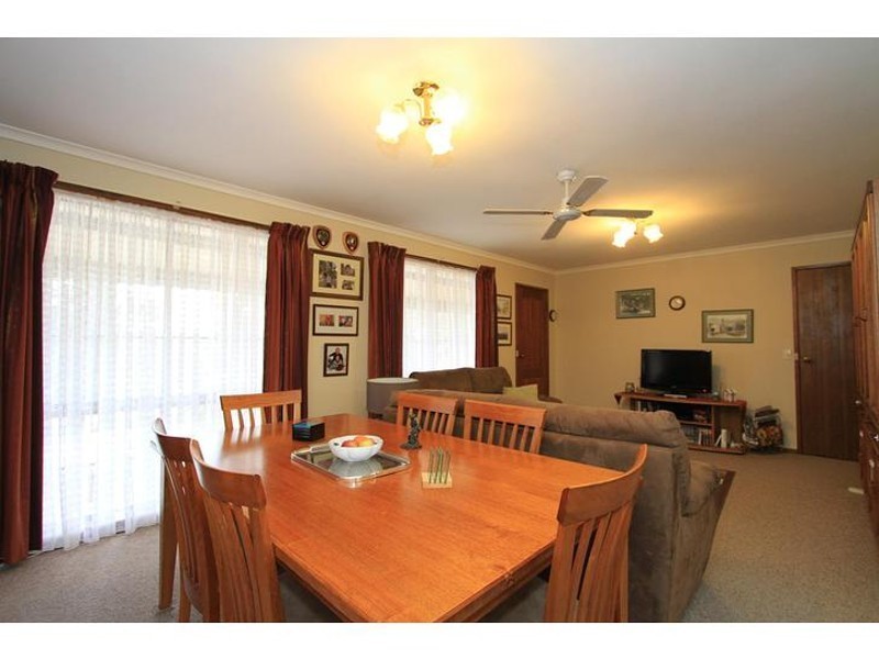 Unit 1/2 Guy Court, Kangaroo Flat VIC 3555