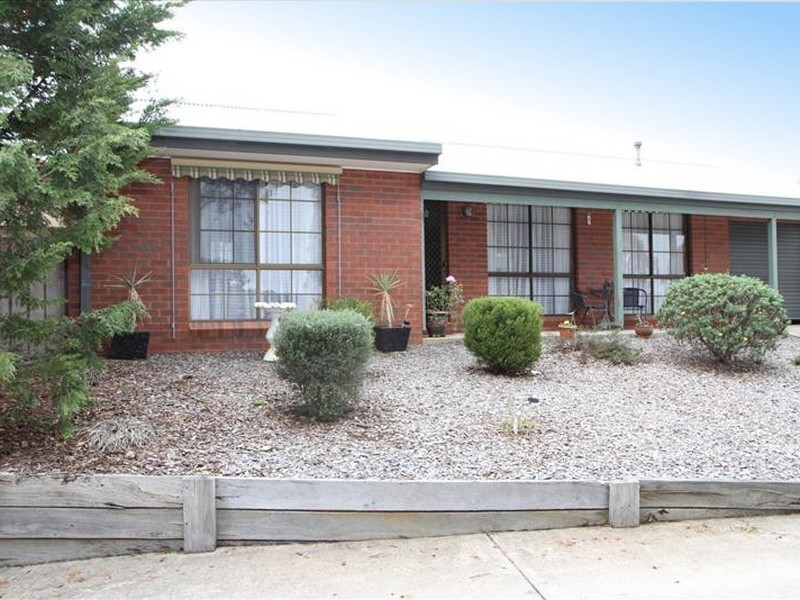 Unit 1/2 Guy Court, Kangaroo Flat VIC 3555