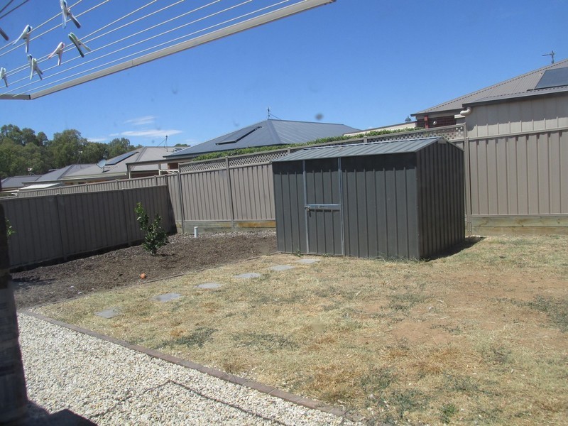 25 Victoria Avenue, Kangaroo Flat VIC 3555