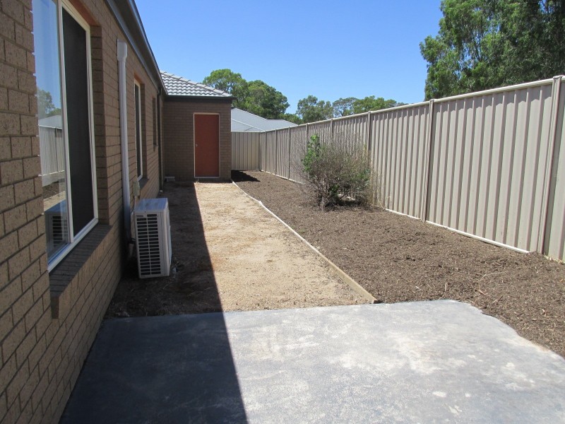 100 Bassett Drive, Strathfieldsaye VIC 3551