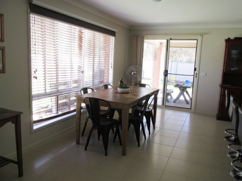 32 Oscar Drive, Marong VIC 3515