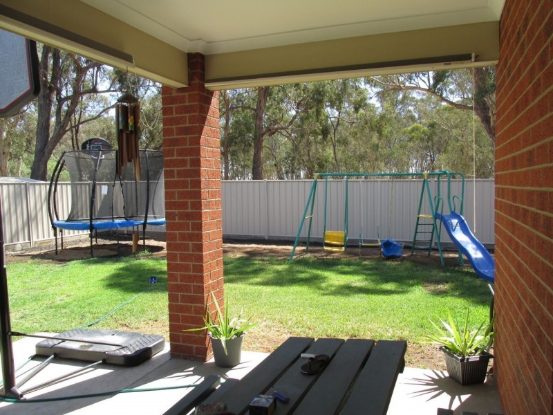 32 Oscar Drive, Marong VIC 3515