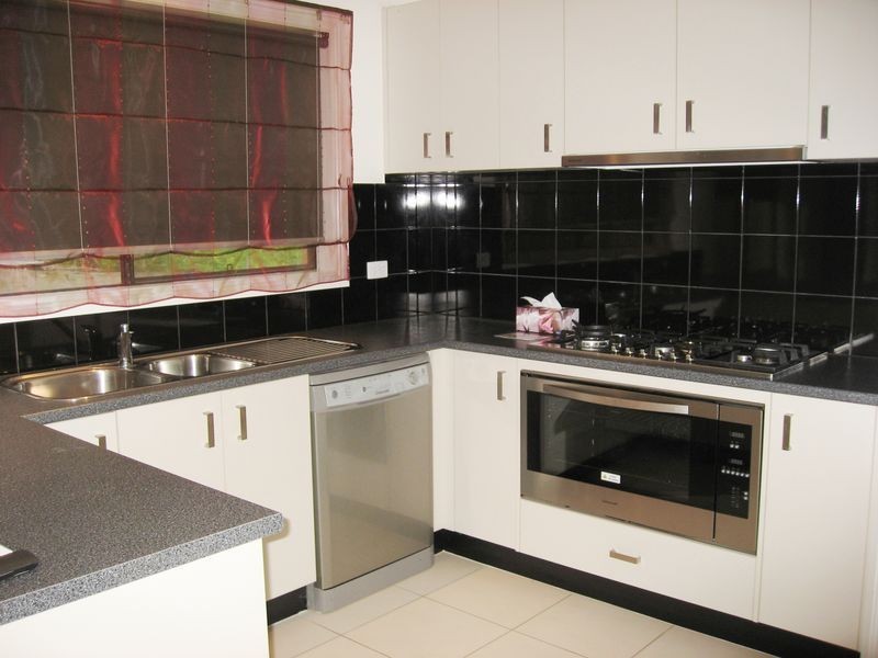 3/27A Lawson Street, Spring Gully VIC 3550