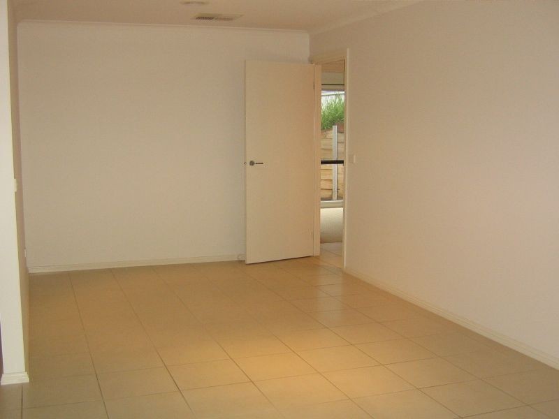 3/27A Lawson Street, Spring Gully VIC 3550