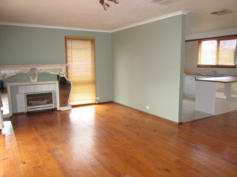 37 Wade Street, Golden Square VIC 3555