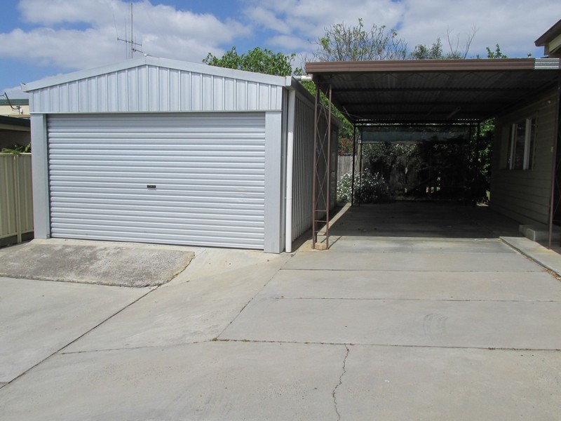 18 Robinson Street, Long Gully VIC 3550