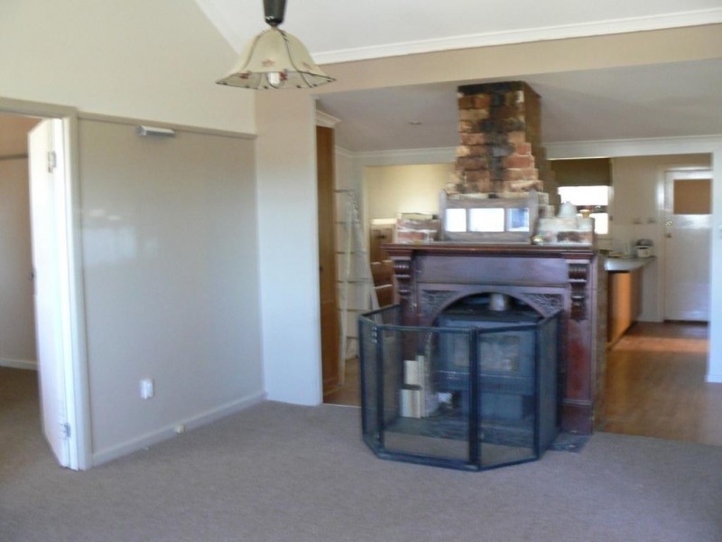 3 Simpsons Road, Eaglehawk VIC 3556