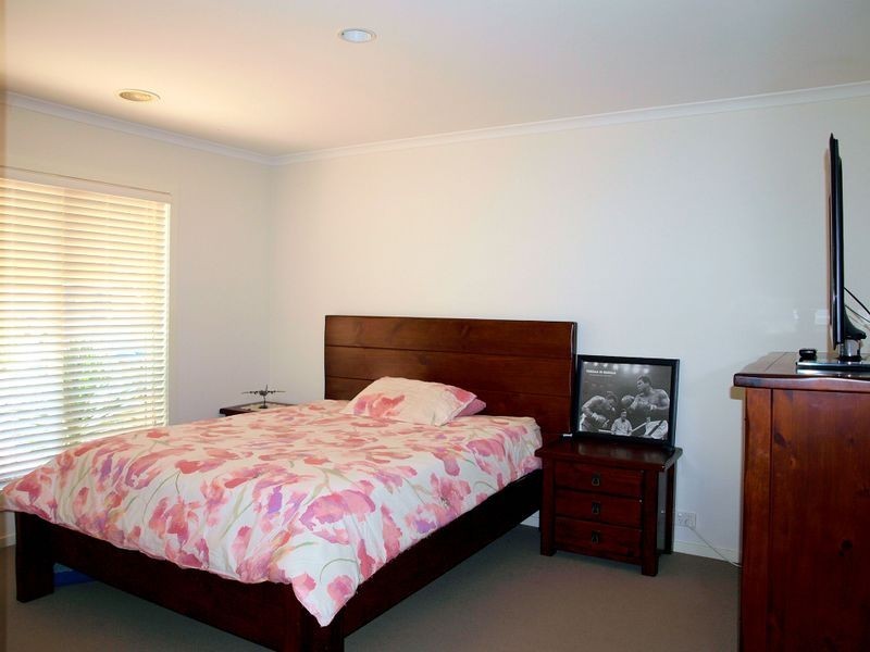 9 Mias Way, Epsom VIC 3551