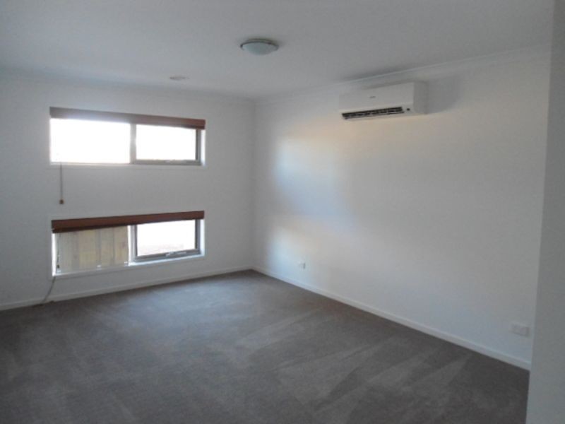 11 Creekside Close, Jackass Flat VIC 3556