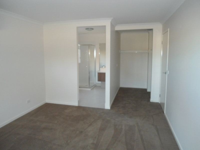 11 Creekside Close, Jackass Flat VIC 3556