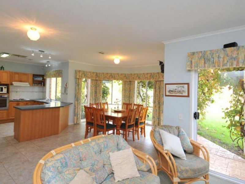 134 Hilda Drive, Ravenswood VIC 3453