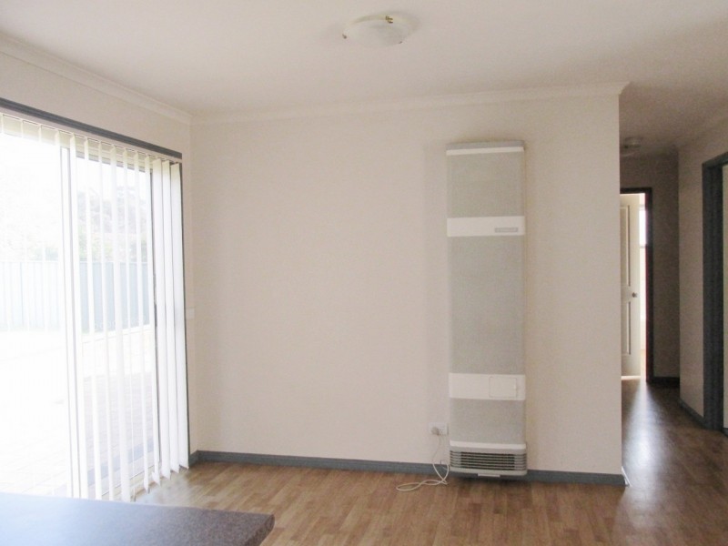 7 Emma Place, Quarry Hill VIC 3550