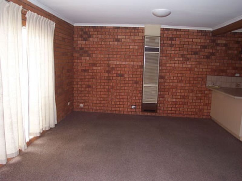 2A Houston Street, Quarry Hill VIC 3550