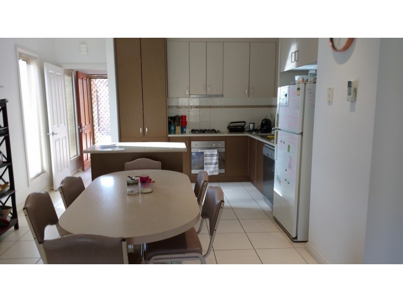 6/6 Friswell Avenue, Flora Hill VIC 3550