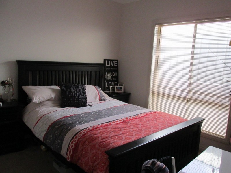 6/6 Friswell Avenue, Flora Hill VIC 3550