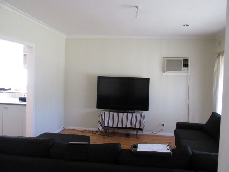 15 Yandong Street, White Hills VIC 3550