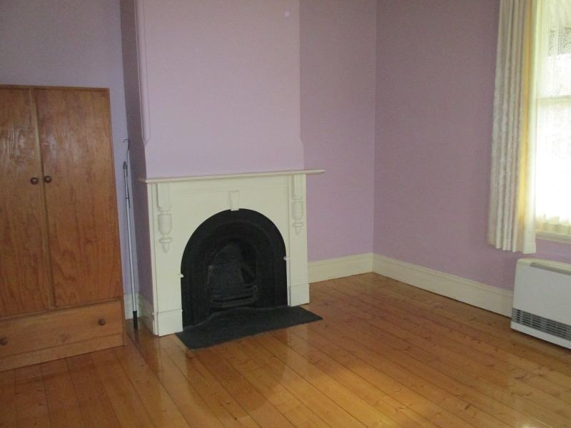 32 Spring Gully Road, Quarry Hill VIC 3550