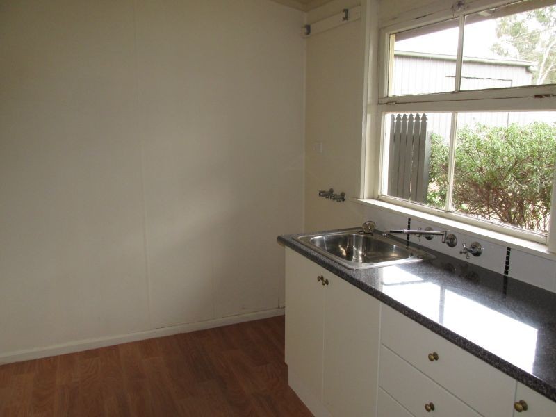 32 Spring Gully Road, Quarry Hill VIC 3550