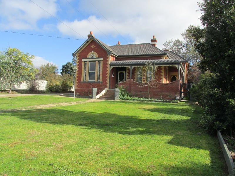 32 Spring Gully Road, Quarry Hill VIC 3550