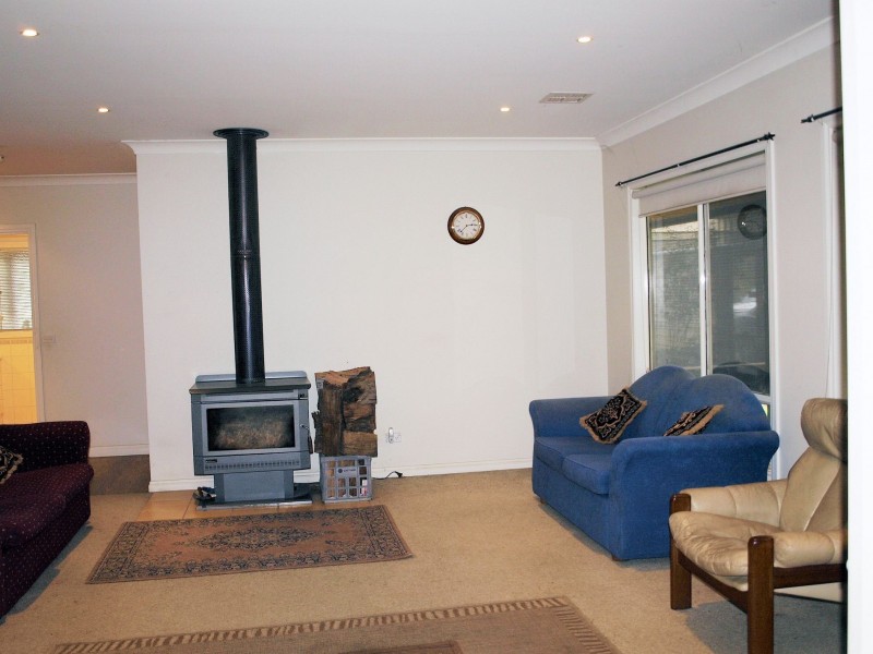 172 Etheridge Court, Heathcote VIC 3523