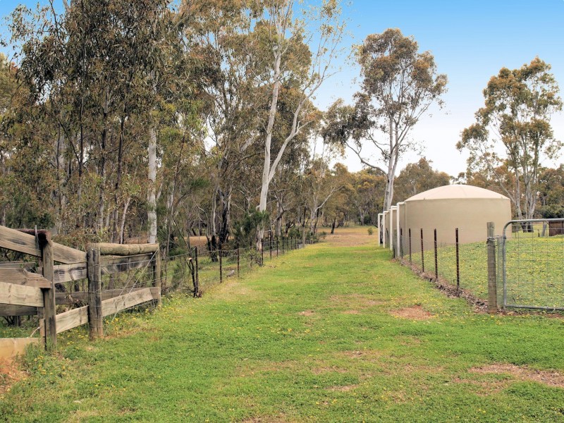 172 Etheridge Court, Heathcote VIC 3523