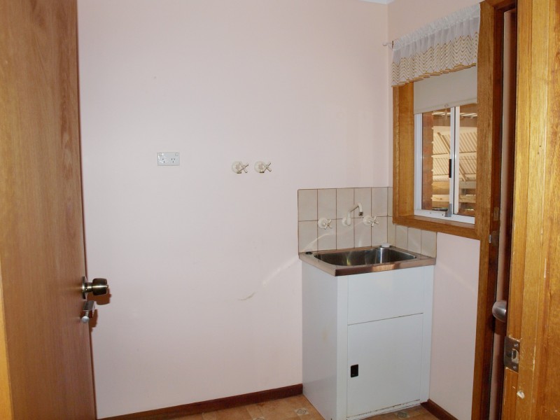 1/19 Amaroo Crescent, Strathdale VIC 3550