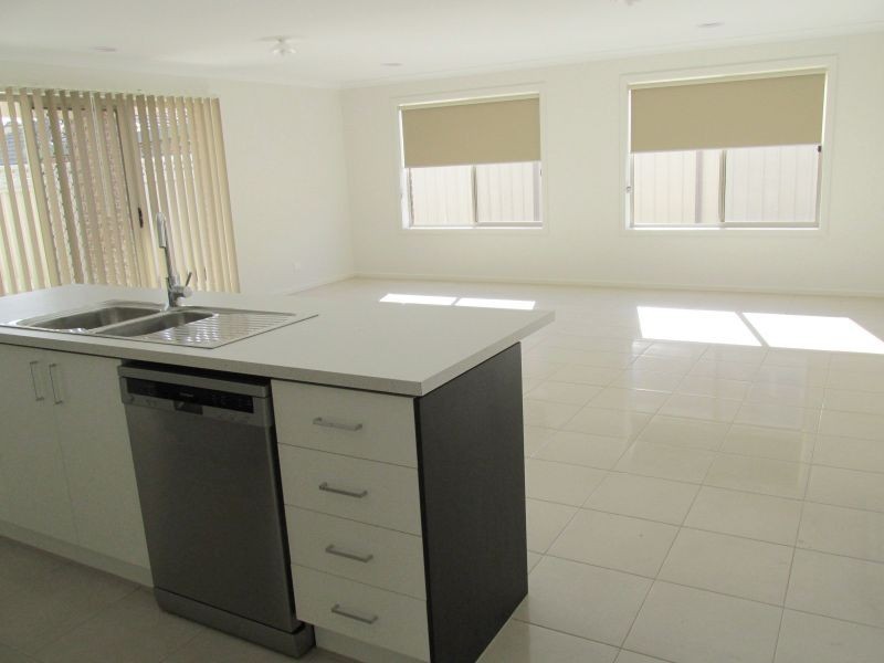 3 Jacks Avenue, Kangaroo Flat VIC 3555