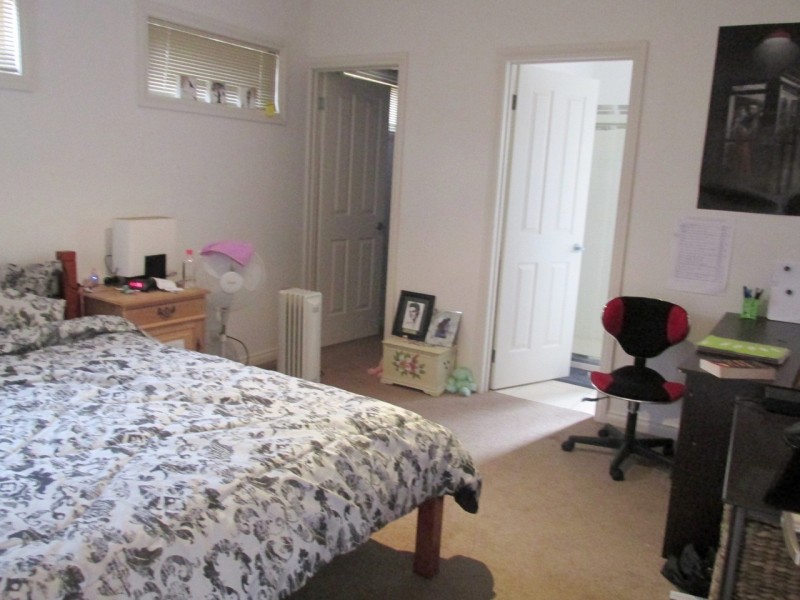 9/6 Friswell Avenue, Flora Hill VIC 3550