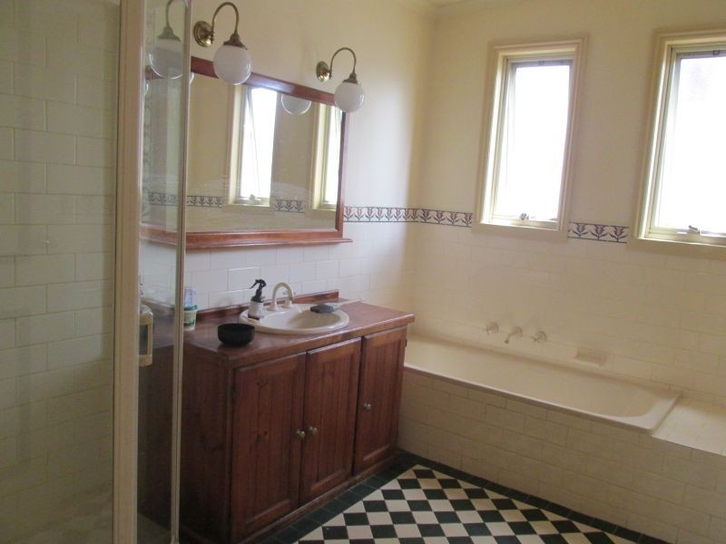 57 Jackson Street, Long Gully VIC 3550