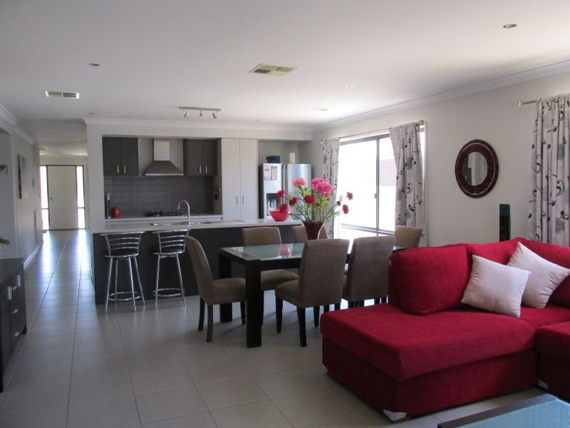 15 Cooba Drive, Epsom VIC 3551