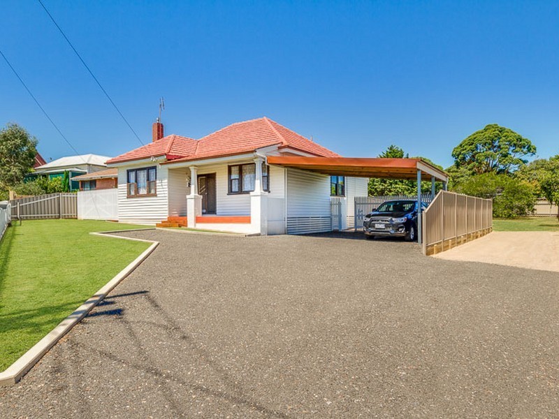 17 Creeth Street, Long Gully VIC 3550