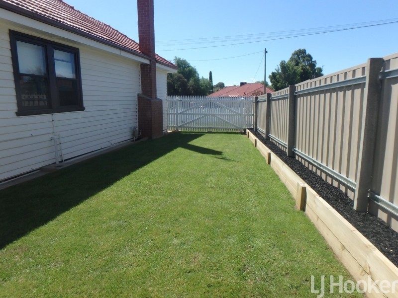 17 Creeth Street, Long Gully VIC 3550