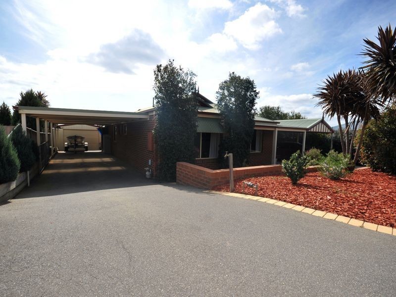 7 Seventh Hill Court, White Hills VIC 3550