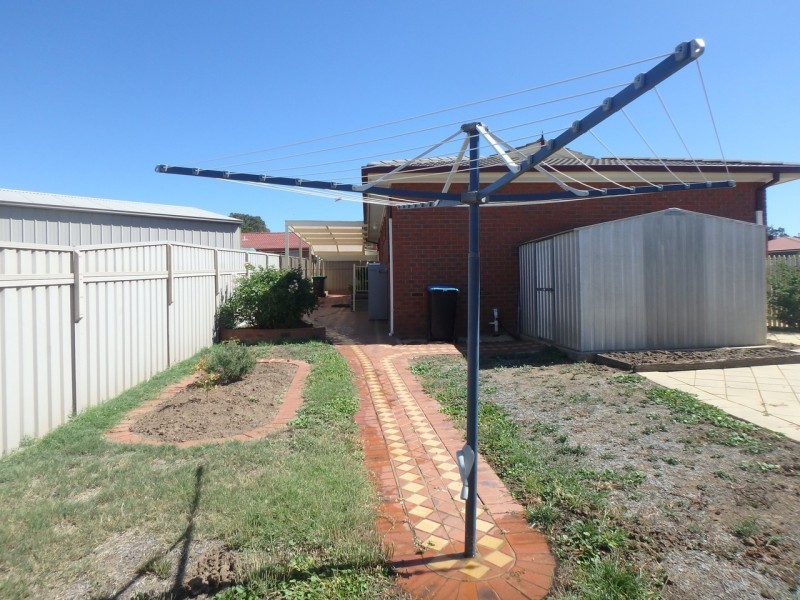 5 Wilton Court, Golden Square VIC 3555