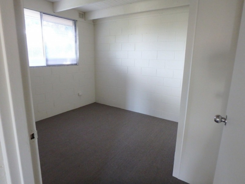 1/64 Specimen Hill Rd, Golden Square VIC 3555