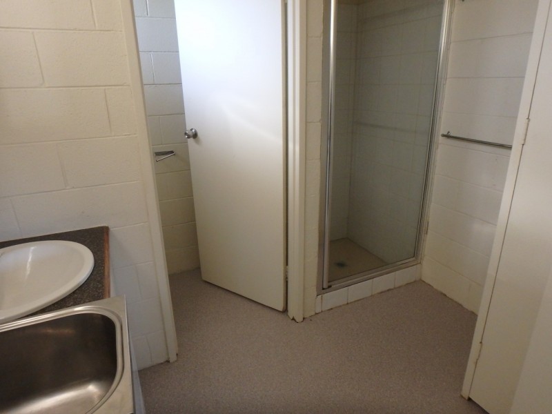 1/64 Specimen Hill Rd, Golden Square VIC 3555