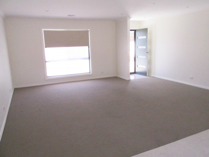 2/59a Honeysuckle Street, Bendigo VIC 3550