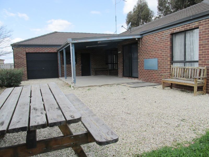 4 Timberview Terrace, Kangaroo Flat VIC 3555