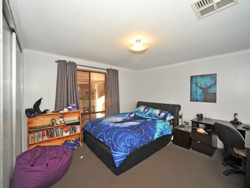 15 Magellan Crescent, Kangaroo Flat VIC 3555