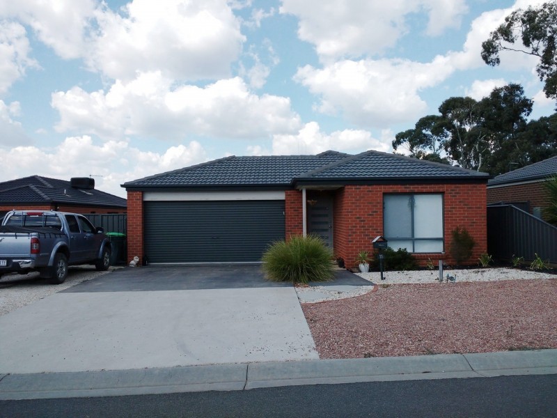 11 Tyack Court, Epsom VIC 3551